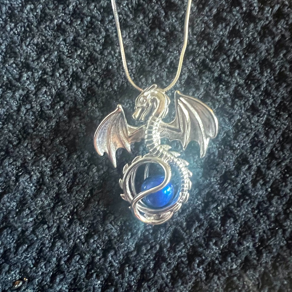 Dragon pendant